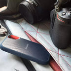 SanDisk Extreme Portable SSD E61 4TB SDSSDE61-4T00-G25 1050 MB/s USB 3.2 Gen 2, IP65 Rugged NVMe Storage