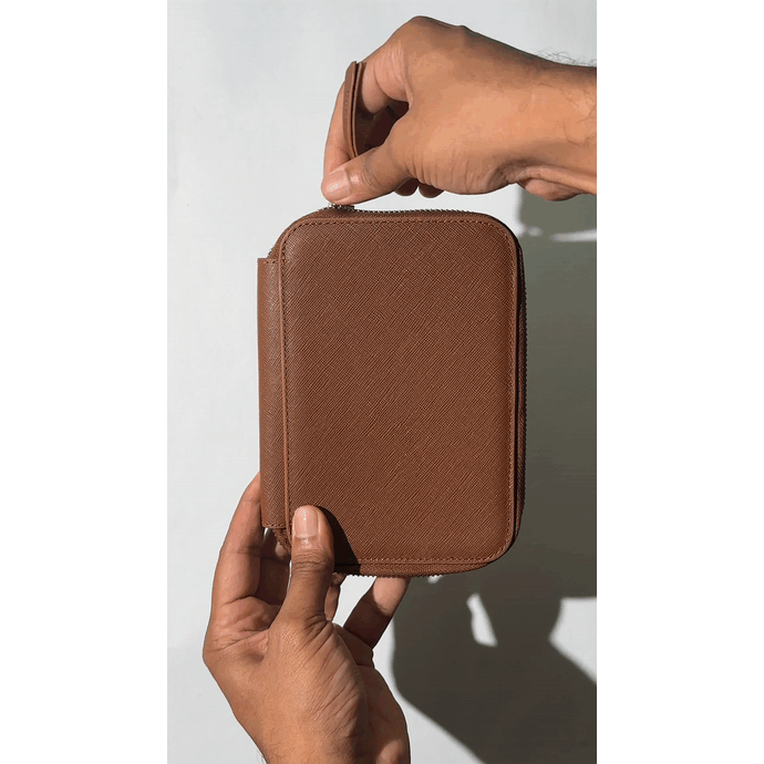 Endless Companion Leather Adjustable Pen Pouch - 5 Pens - Green