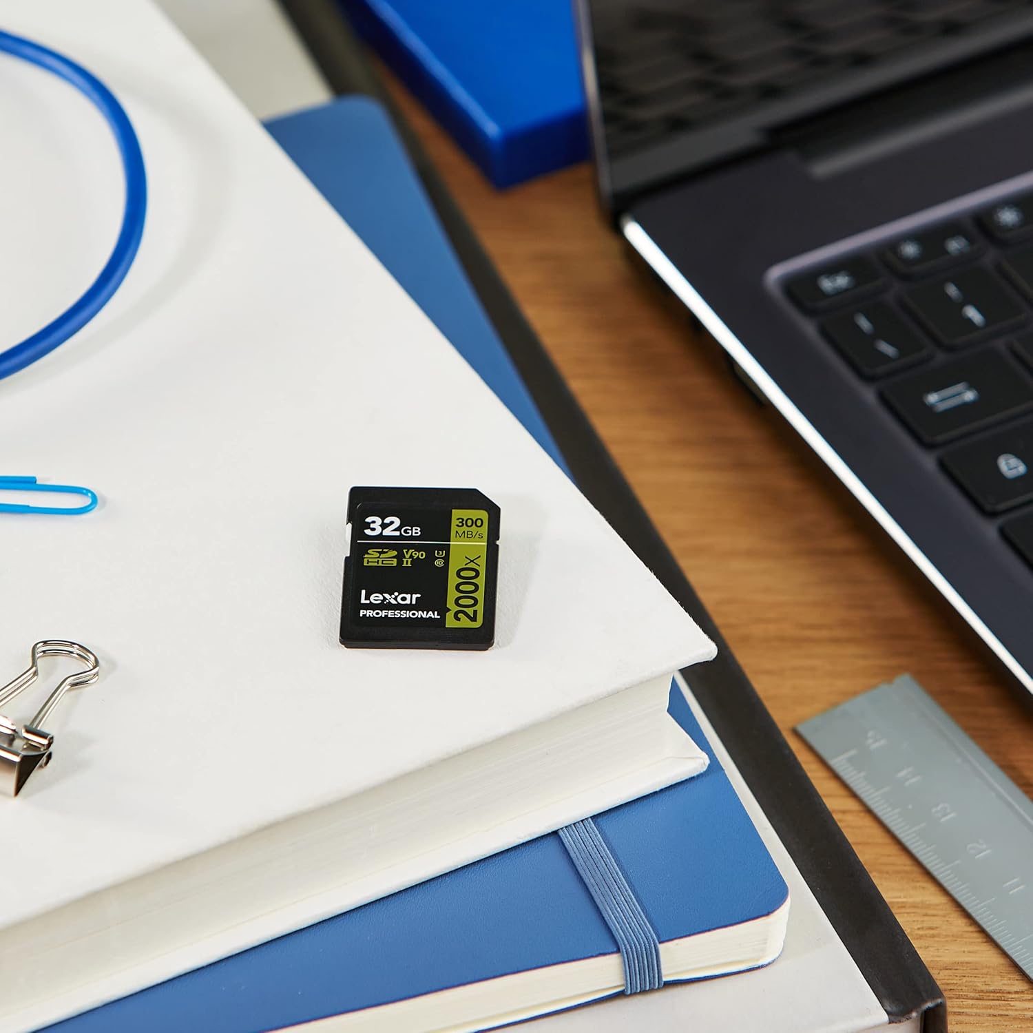 Lexar Armor Silver PRO SD Card