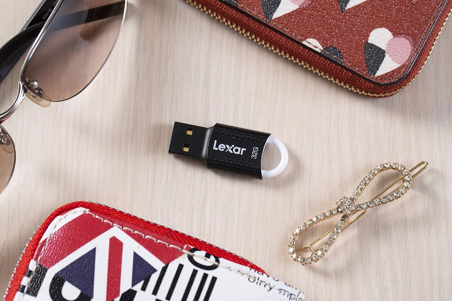 Lexar Jump Drive V40 USB Flash Drive