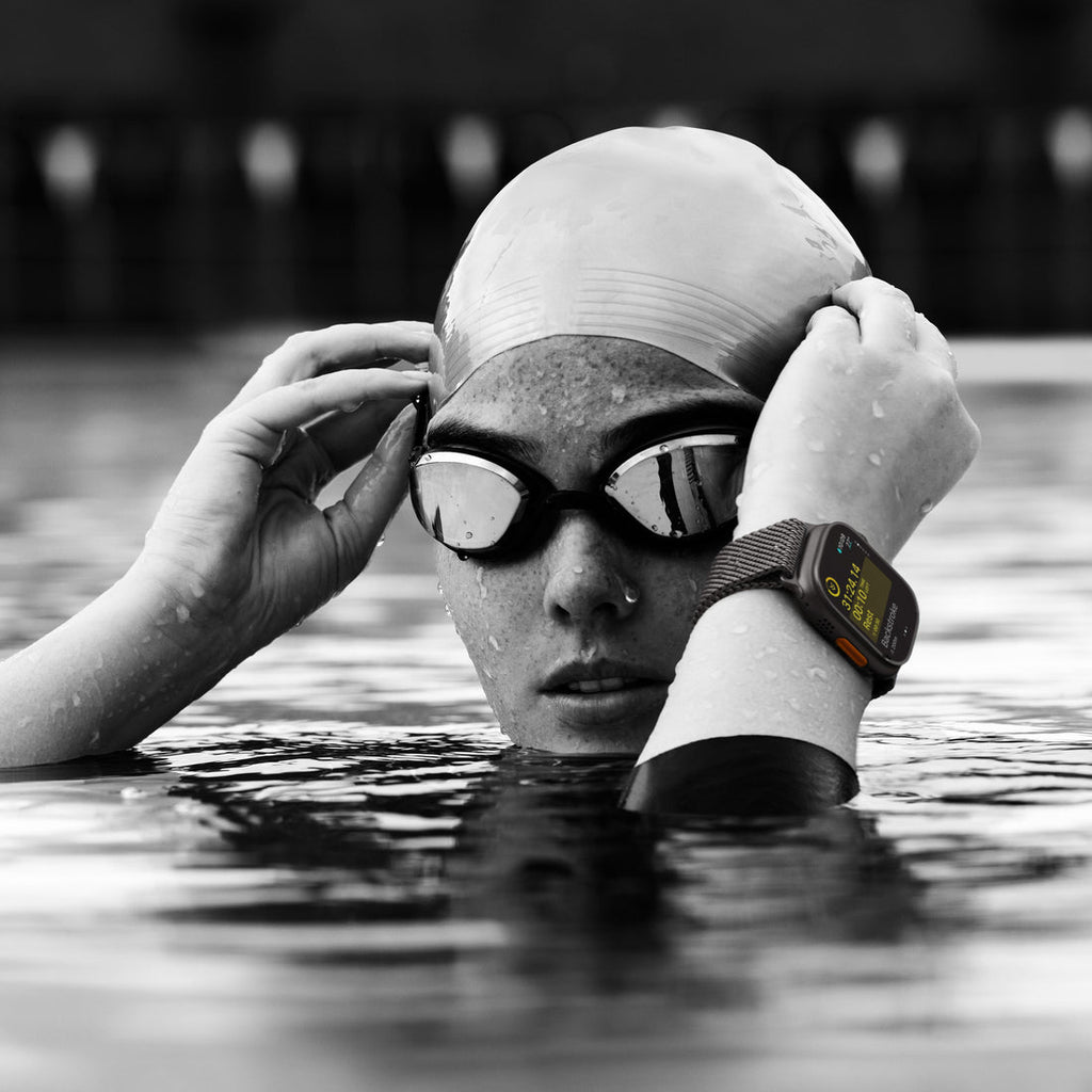 Apple Watch Ultra 2 Black Titanium Case with Black Trail Loop