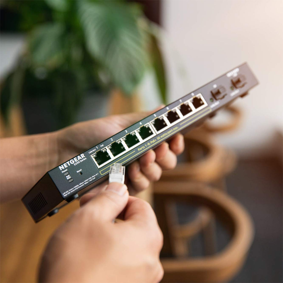 NETGEAR GS310TP 8-Port Gigabit Ethernet PoE+ Network Hub