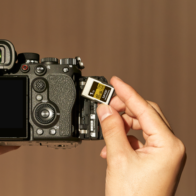 Lexar Professional GOLD CFexpress 4.0 Type A Card -640GB