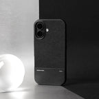 Re-Classic Case for iPhone 17 - Black