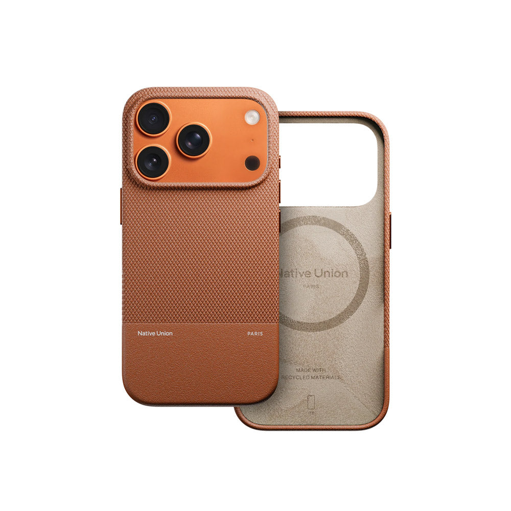 Re-Classic Case for iPhone 17 Pro - Tan