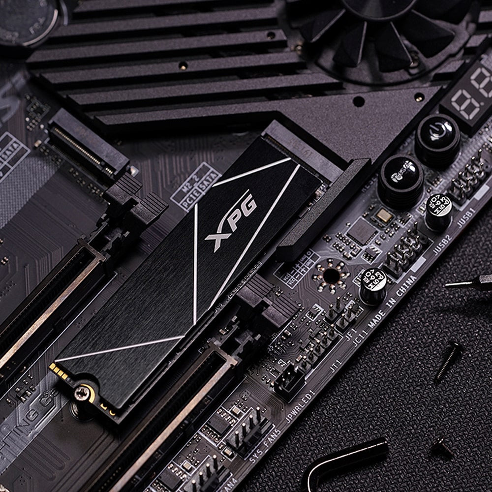 XPG GAMMIX S70 Blade M.2 NVME 1TB PCIe Gen4 Internal Solid-State Drive