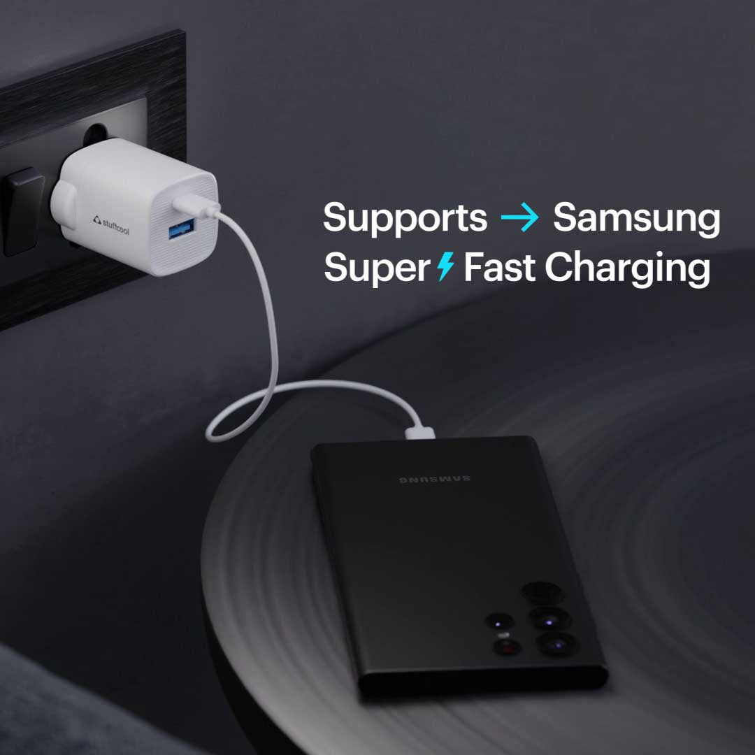 Novus 33W USB A + Type C PD Gan Charger